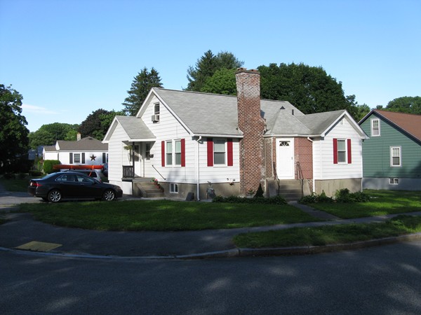 9 Knowles Road Worcester, MA 01602 - Photo 1 of 24 Gallery Image 1