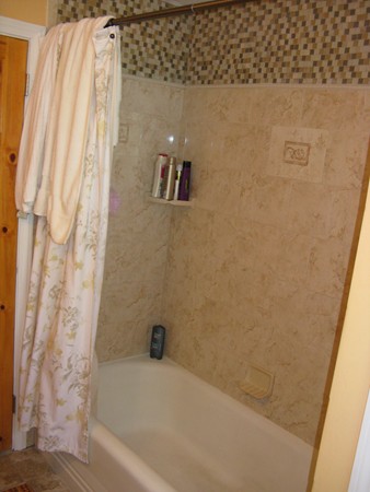 9 Knowles Road Worcester, MA 01602 - Photo 12 of 24 Gallery Image 12