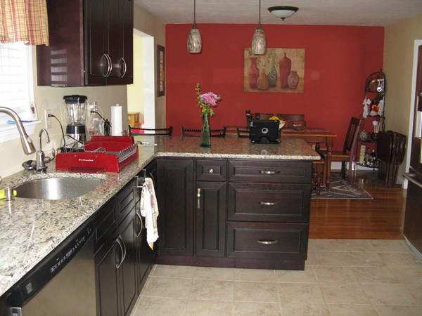 9 Knowles Road Worcester, MA 01602 - Photo 8 of 24 Gallery Image 8