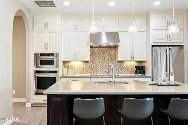 $10,000 | 17776 North 77th Place, Scottsdale, AZ 85255