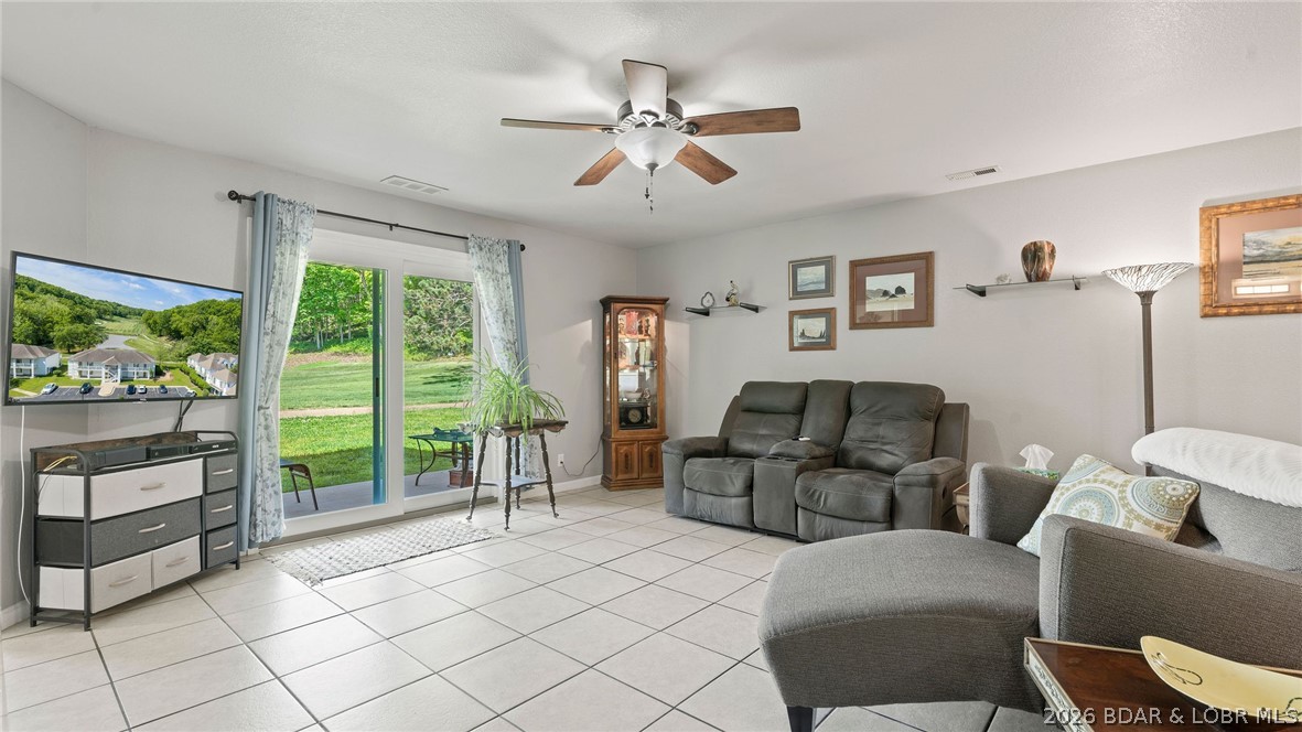 100 Osage Hills Road, Unit 201 Lake Ozark, MO 65049 - Photo 5 of 64