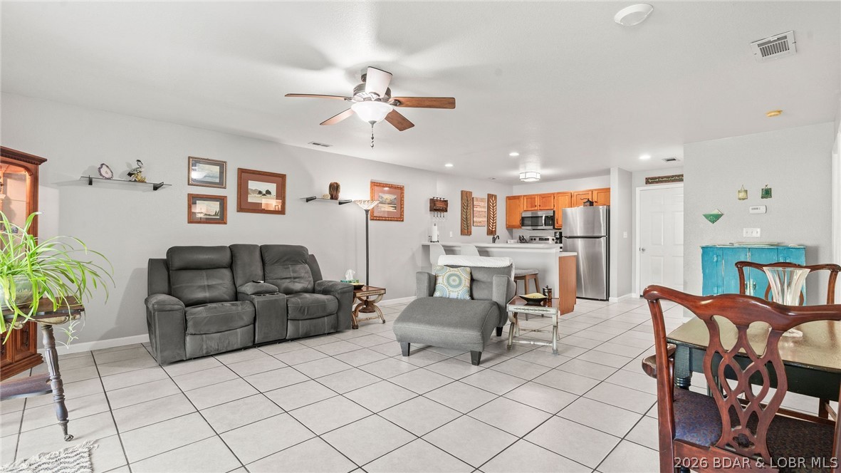 100 Osage Hills Road, Unit 201 Lake Ozark, MO 65049 - Photo 6 of 64