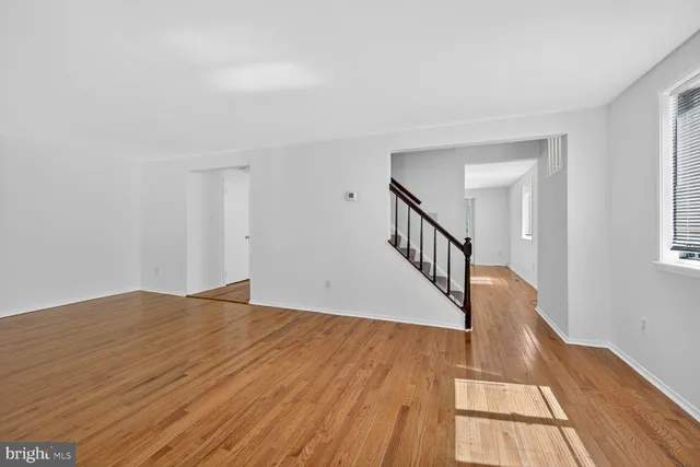 $3,400 | 7827 Archbold Terrace, Cabin John, MD 20818