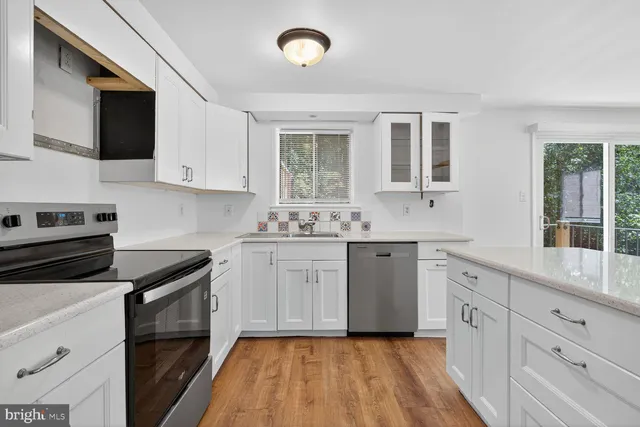 $3,400 | 7827 Archbold Terrace, Cabin John, MD 20818