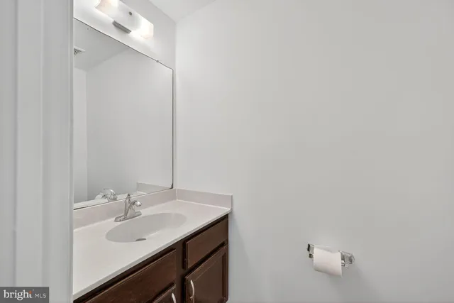 $3,400 | 7827 Archbold Terrace, Cabin John, MD 20818