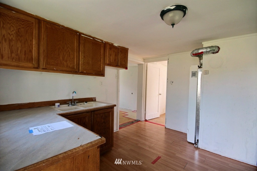 1341 Morgan Road Bremerton, WA 98312 - Photo 4 of 11 Gallery Image 4