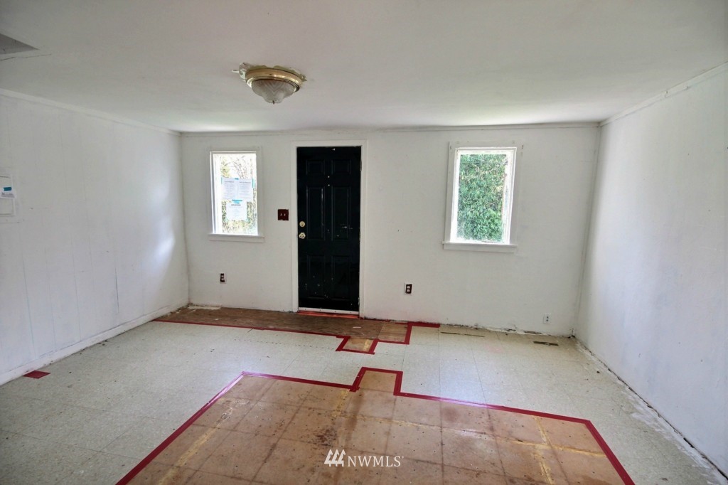 1341 Morgan Road Bremerton, WA 98312 - Photo 9 of 11 Gallery Image 9