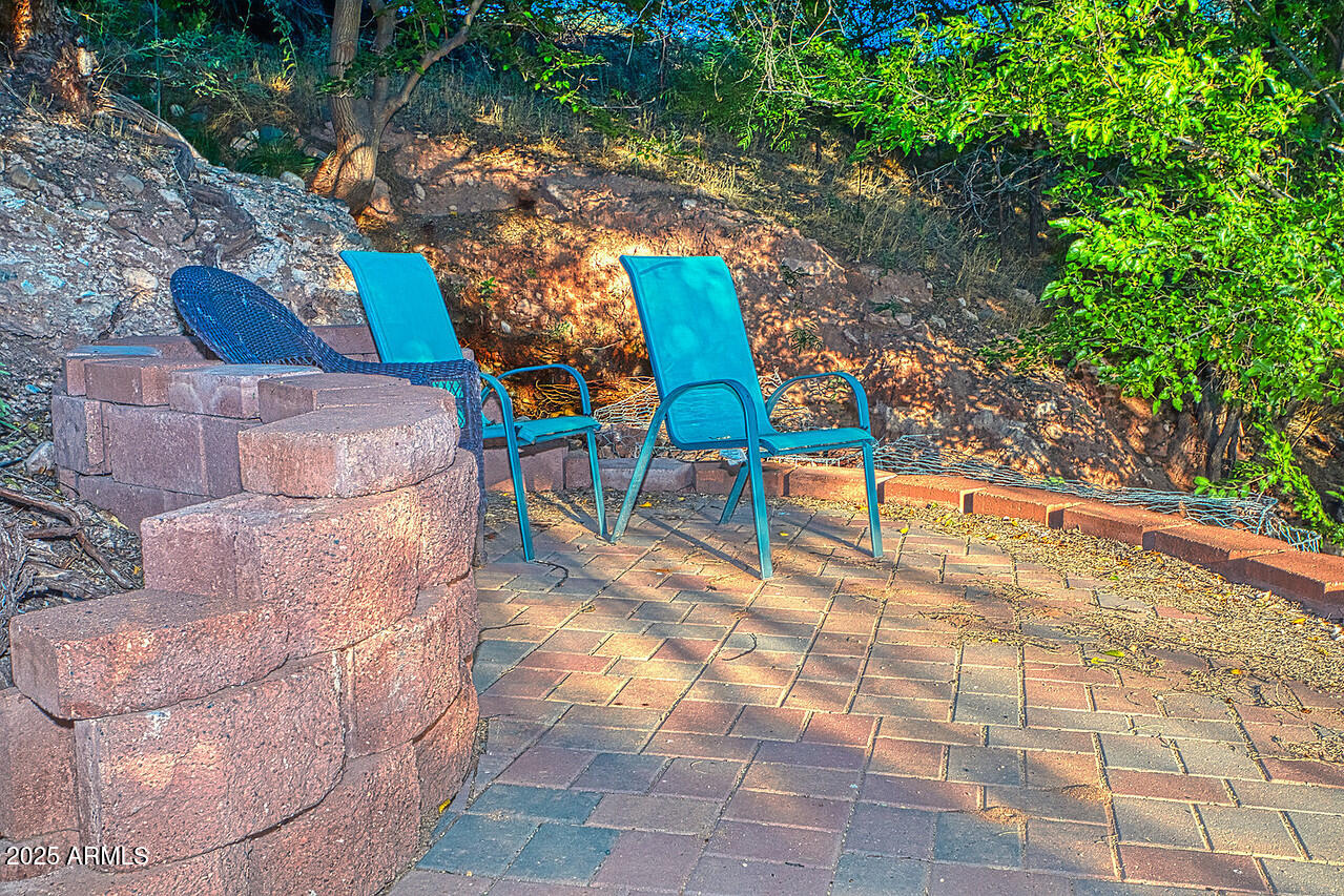 275 South Bonito Ranch Loop, Unit 25 Cornville, AZ 86325 - Photo 18 of 27 a view of outdoor space