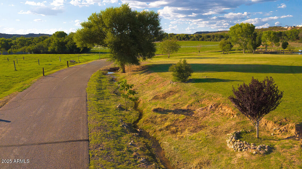 275 South Bonito Ranch Loop, Unit 25 Cornville, AZ 86325 - Photo 8 of 27 a view of an ocean