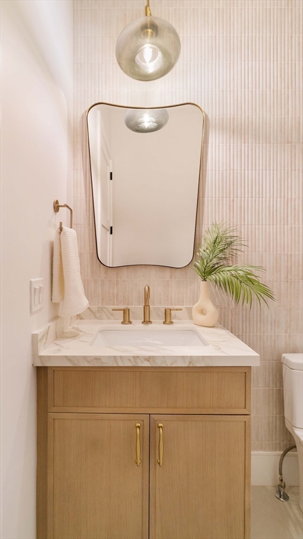 710 Watertown Street, Unit 710 Newton, MA 02460 - Photo 12 of 38