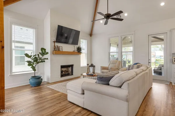 $360,000 | 107 Lakes Edge Drive, Broussard, LA 70518