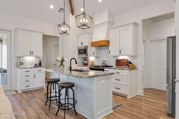 $360,000 | 107 Lakes Edge Drive, Broussard, LA 70518