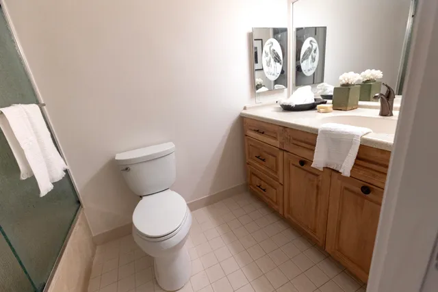 $1,199,000 | 83201 Old Highway, Unit 405, Islamorada, FL 33036