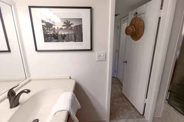 $1,199,000 | 83201 Old Highway, Unit 405, Islamorada, FL 33036