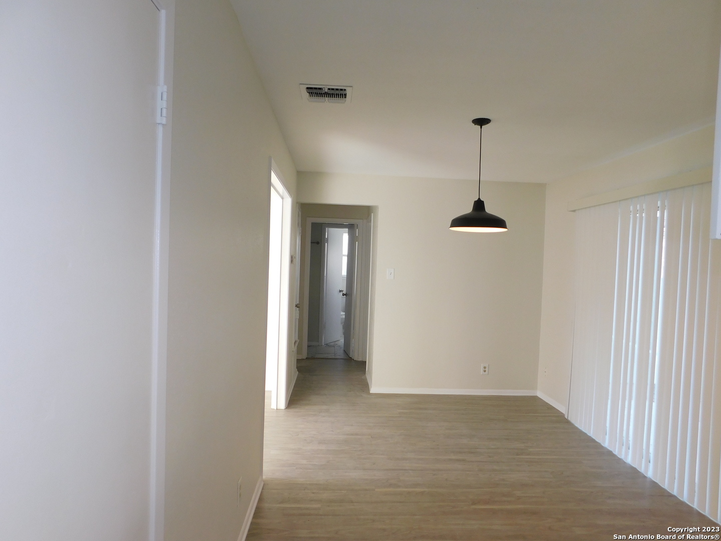 923 Spring Park Drive San Antonio, TX 78227 - Photo 6 of 30 a view of empty room with windows