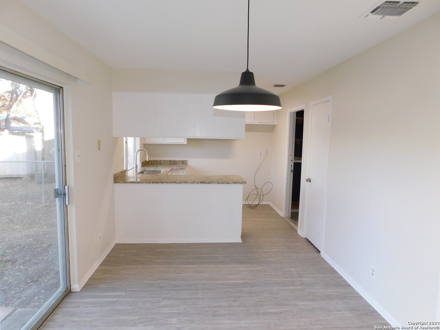 923 Spring Park Drive San Antonio, TX 78227 - Photo 10 of 30 a view interior of the house and window