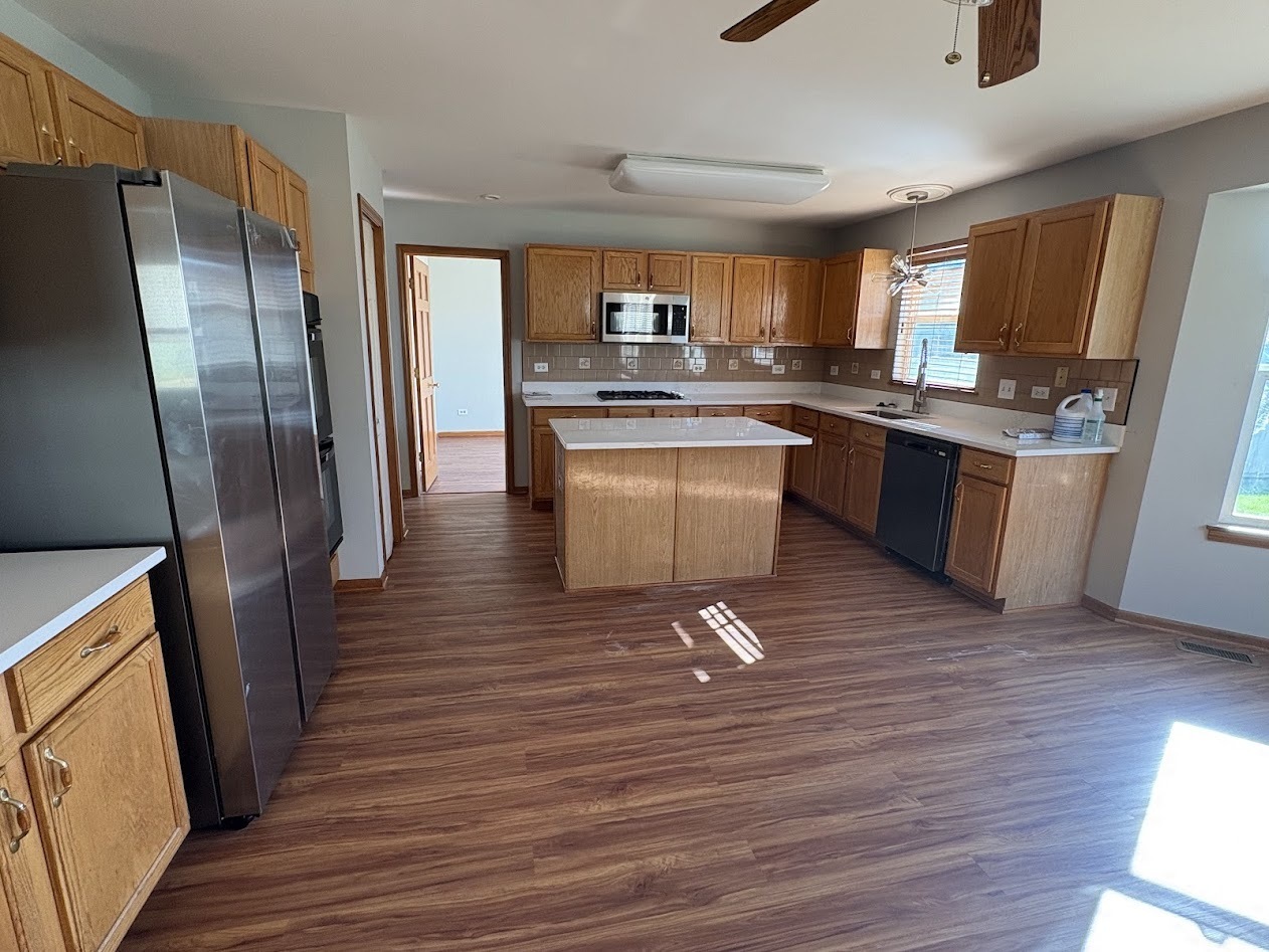 23901 Cahills Way Plainfield, IL 60586 - Photo 6 of 22