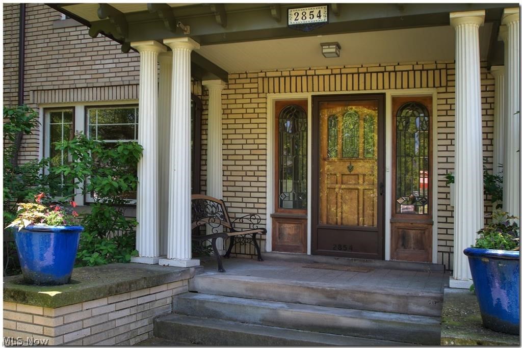 2854 Scarborough Road Cleveland, OH 44118 - Photo 11 of 35 Gallery Image 11