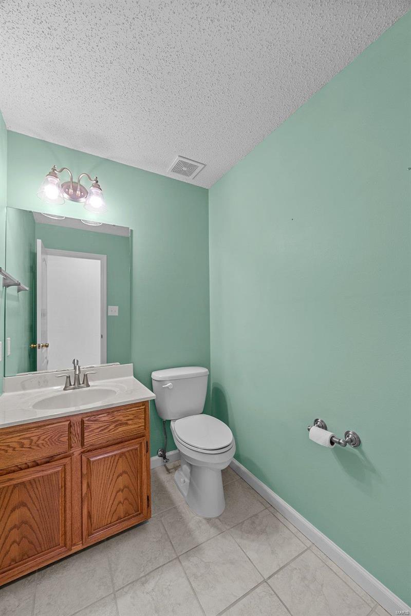 23 Oakshadow Court St. Peters, MO 63376 - Photo 14 of 33