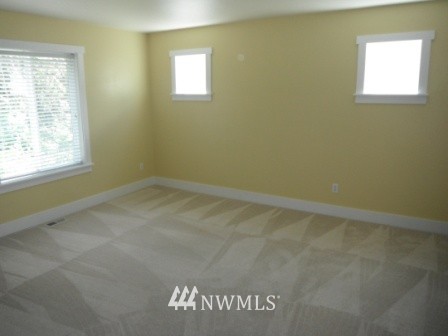 1337 Foreman Road DuPont, WA 98327 - Photo 10 of 12