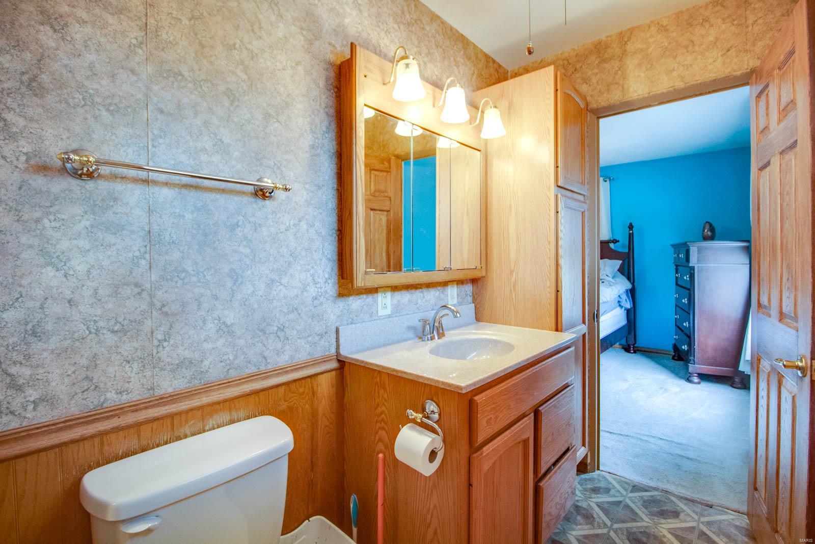 5108 Candy Lane Alton, IL 62002 - Photo 22 of 42 Gallery Image 22
