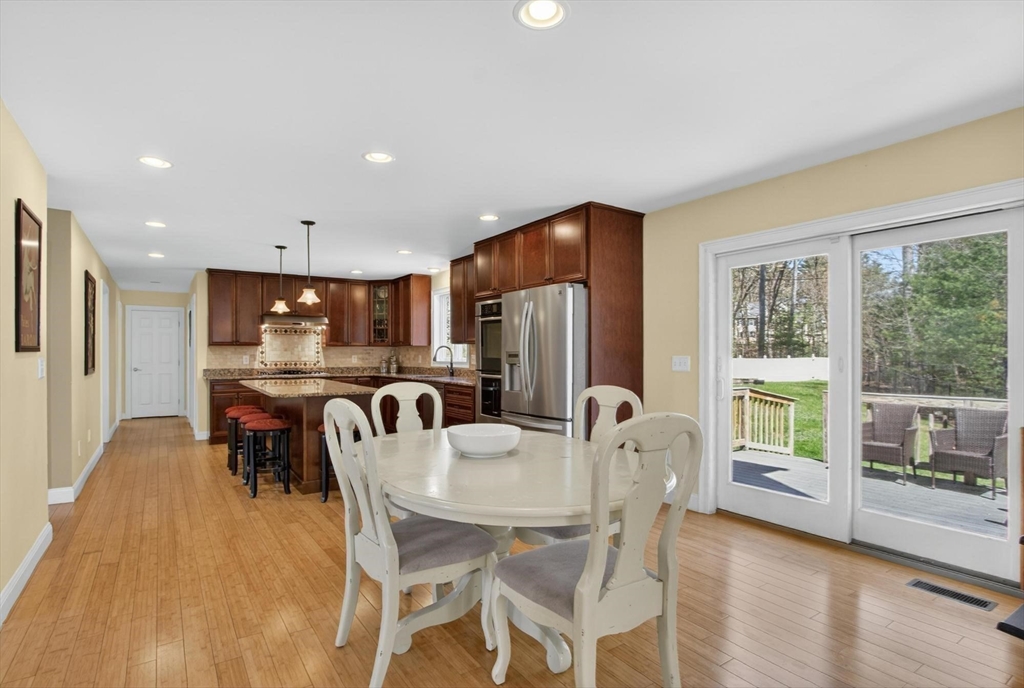 7 Tenney Road Westford, MA 01886 - Photo 9 of 42