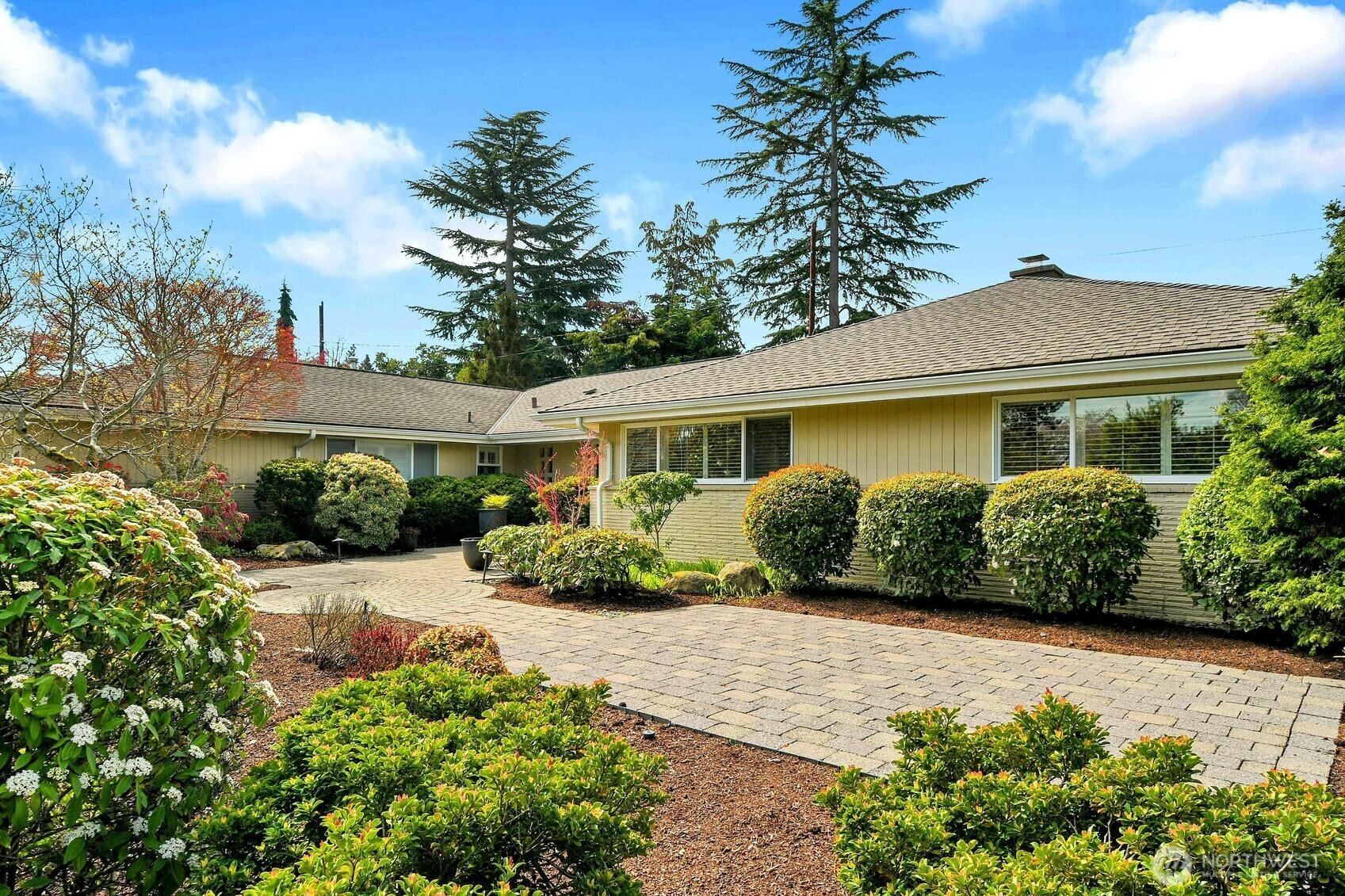 2209 38th Place East Seattle, WA 98112 - Photo 29 of 33