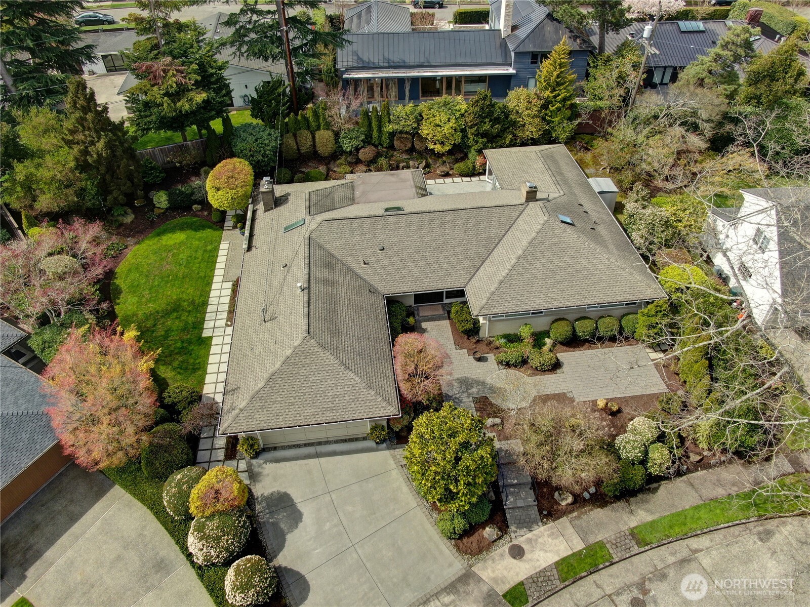 2209 38th Place East Seattle, WA 98112 - Photo 31 of 33