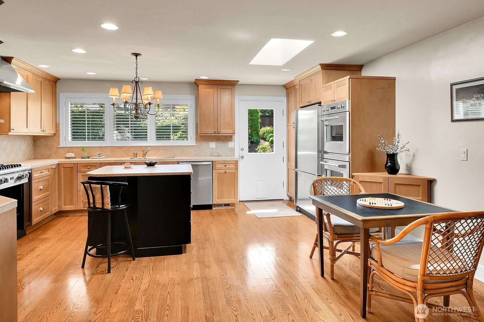 2209 38th Place East Seattle, WA 98112 - Photo 5 of 33