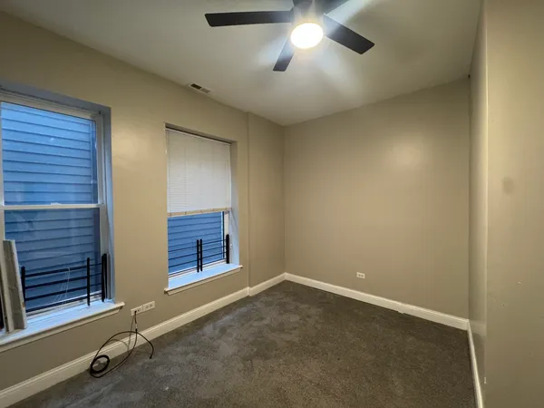 $2,000 | 4518 South Indiana Avenue, Unit 2, Chicago, IL 60653