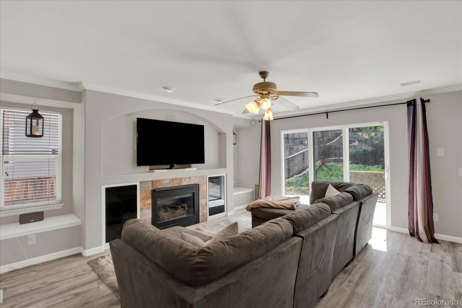 970 West Sage Sparrow Circle Highlands Ranch, CO 80129 - Photo 11 of 42