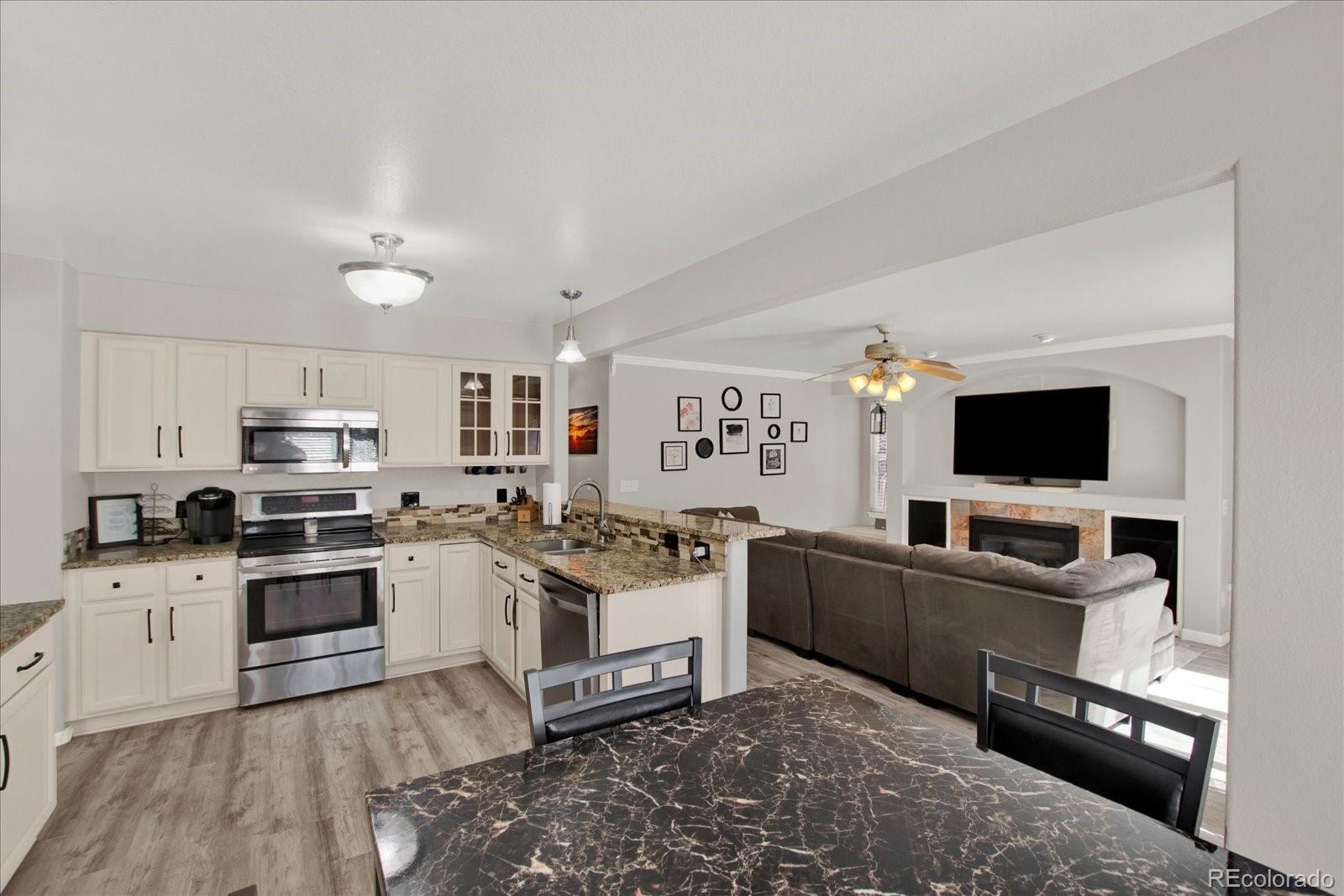 970 West Sage Sparrow Circle Highlands Ranch, CO 80129 - Photo 12 of 42