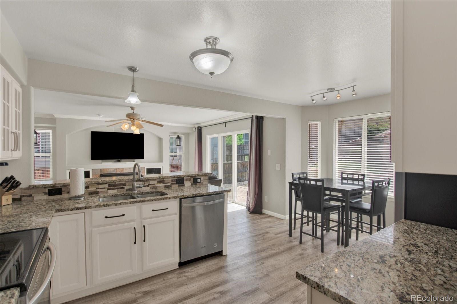 970 West Sage Sparrow Circle Highlands Ranch, CO 80129 - Photo 13 of 42