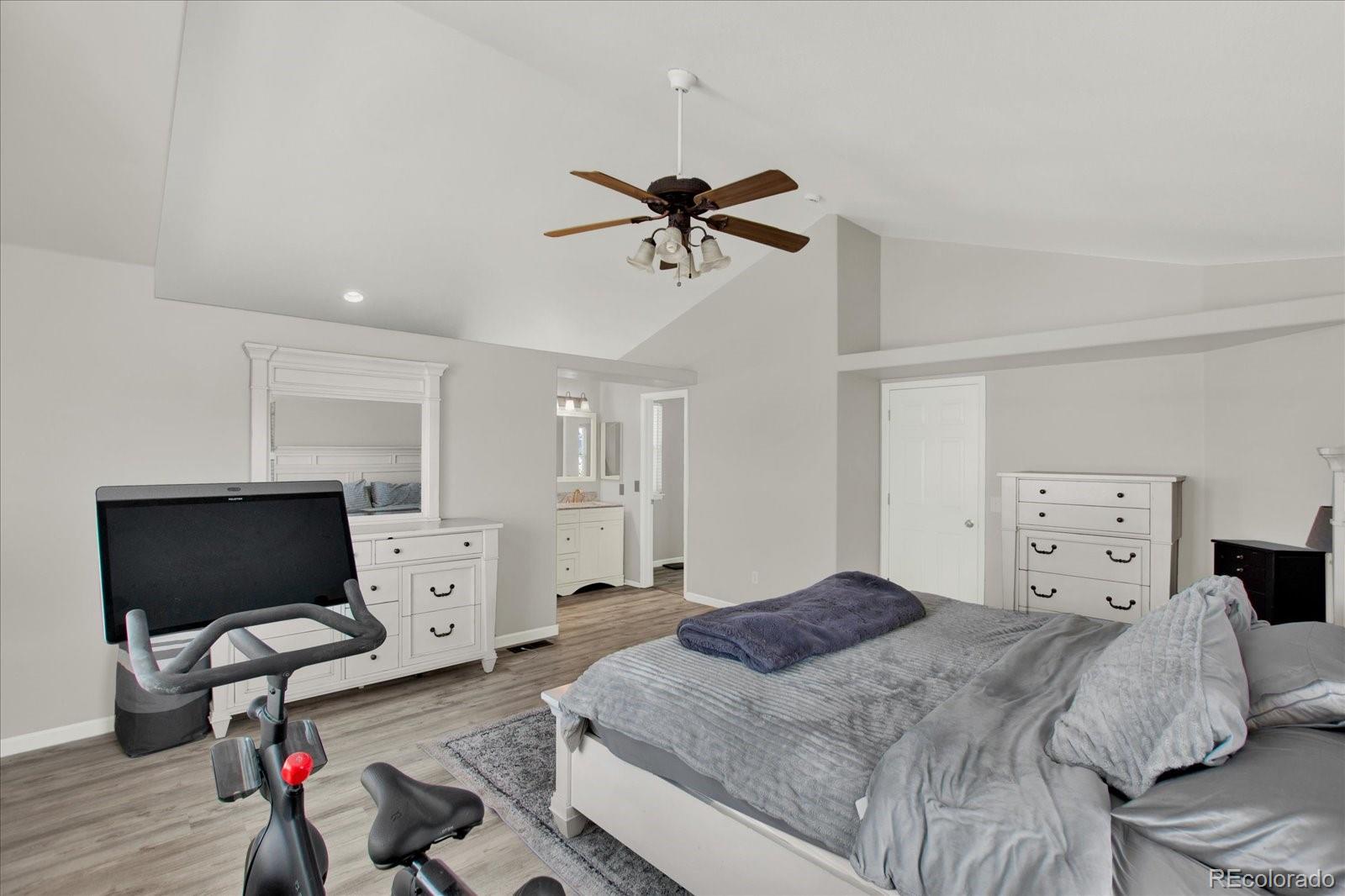 970 West Sage Sparrow Circle Highlands Ranch, CO 80129 - Photo 20 of 42
