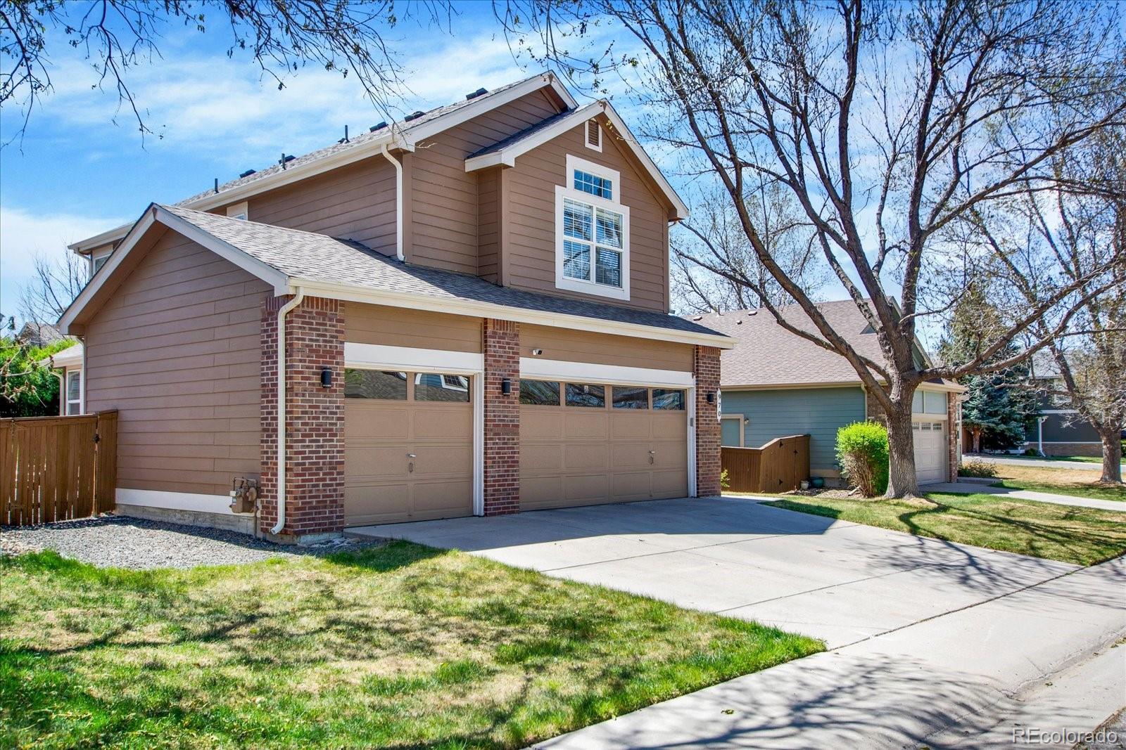 970 West Sage Sparrow Circle Highlands Ranch, CO 80129 - Photo 2 of 42