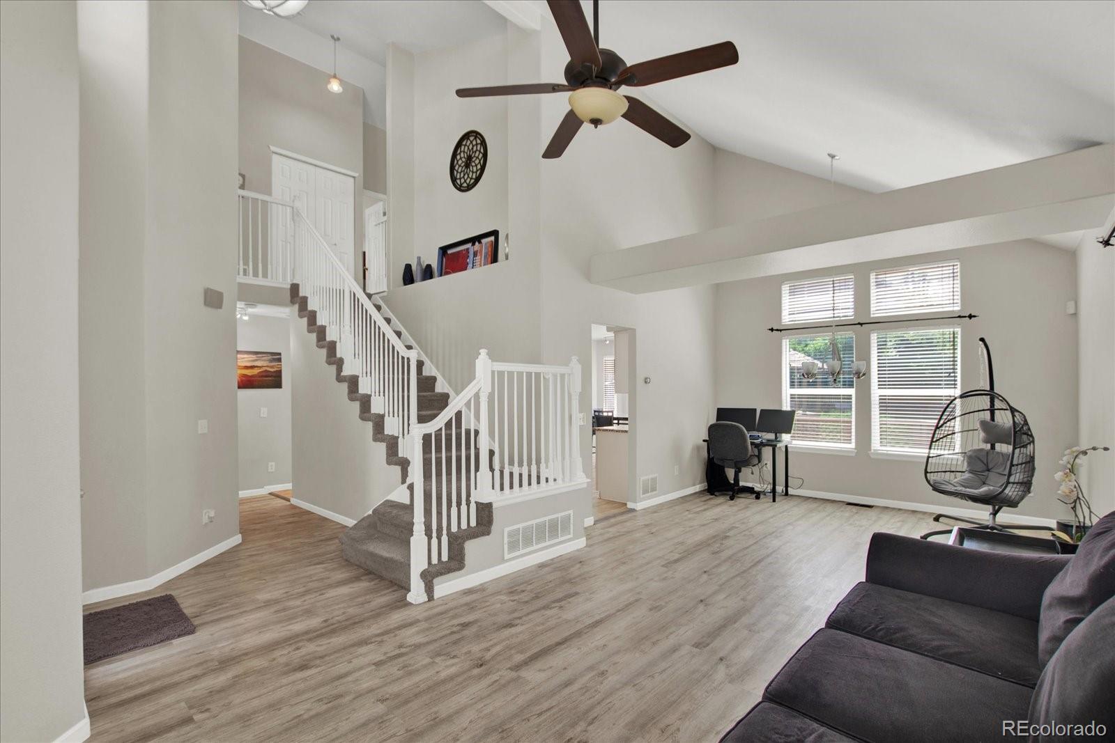 970 West Sage Sparrow Circle Highlands Ranch, CO 80129 - Photo 5 of 42