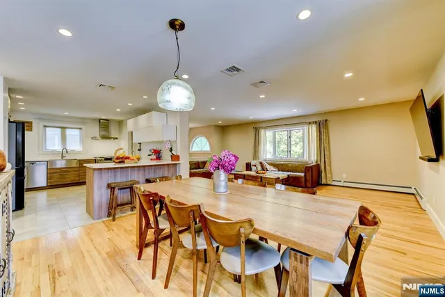 $775,000 | 204 Gilbert Avenue, Elmwood Park, NJ 07407