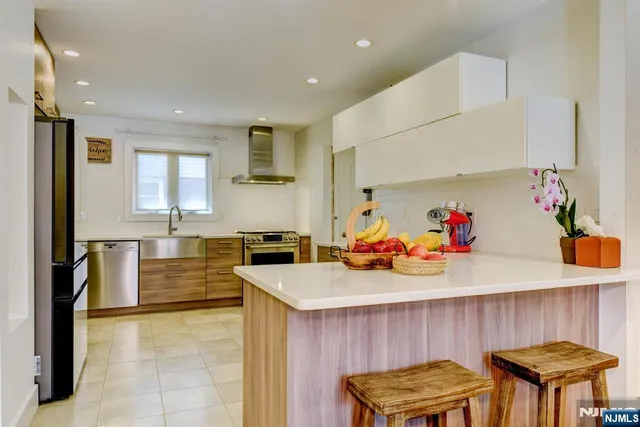 $775,000 | 204 Gilbert Avenue, Elmwood Park, NJ 07407