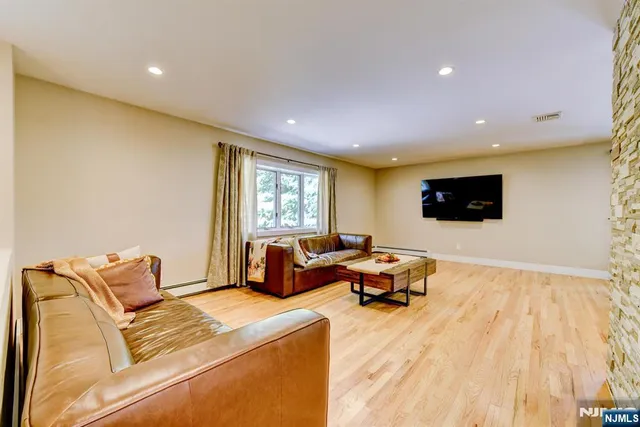 $775,000 | 204 Gilbert Avenue, Elmwood Park, NJ 07407