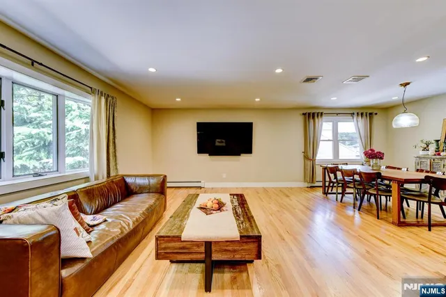 $775,000 | 204 Gilbert Avenue, Elmwood Park, NJ 07407