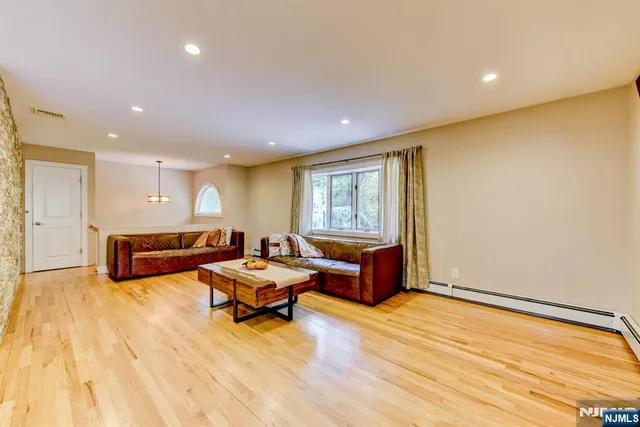 $775,000 | 204 Gilbert Avenue, Elmwood Park, NJ 07407