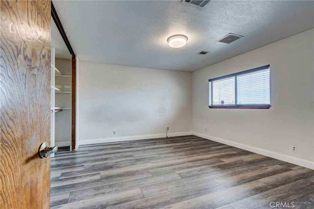 13920 Dos Palmas Road Victorville, CA 92392 - Photo 23 of 52