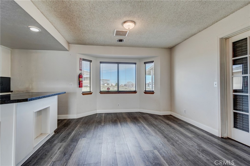 13920 Dos Palmas Road Victorville, CA 92392 - Photo 10 of 52