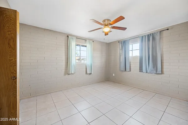 $1,950 | 2057 East 10th Street, Tempe, AZ 85281