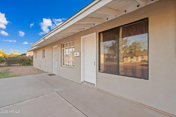 $1,950 | 2057 East 10th Street, Tempe, AZ 85281