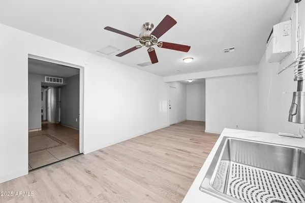 $1,950 | 2057 East 10th Street, Tempe, AZ 85281