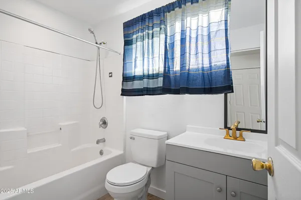 $1,950 | 2057 East 10th Street, Tempe, AZ 85281