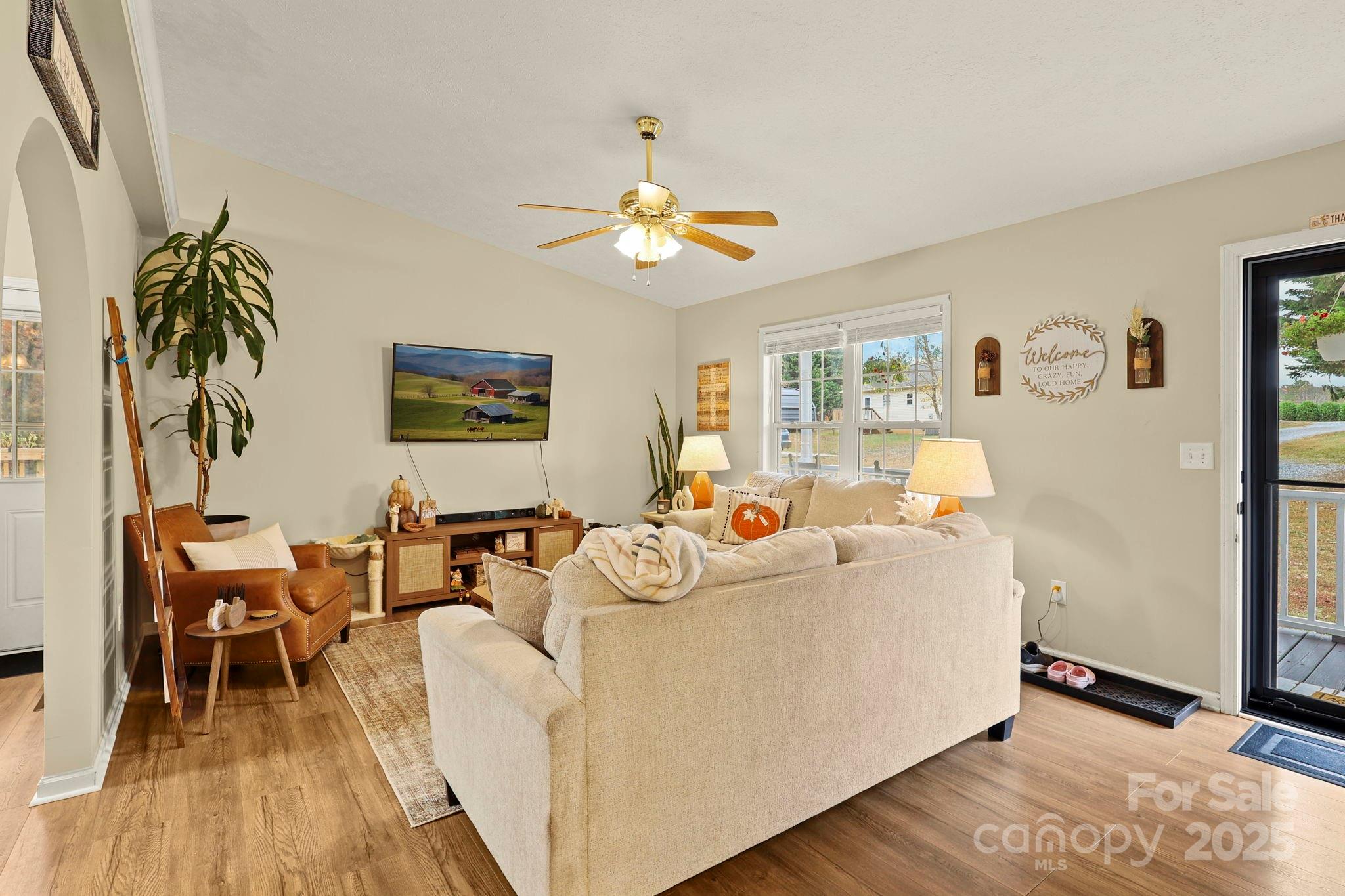 2092 Union Grove Road Lenoir, NC 28645 - Photo 6 of 34 Gallery Image 6