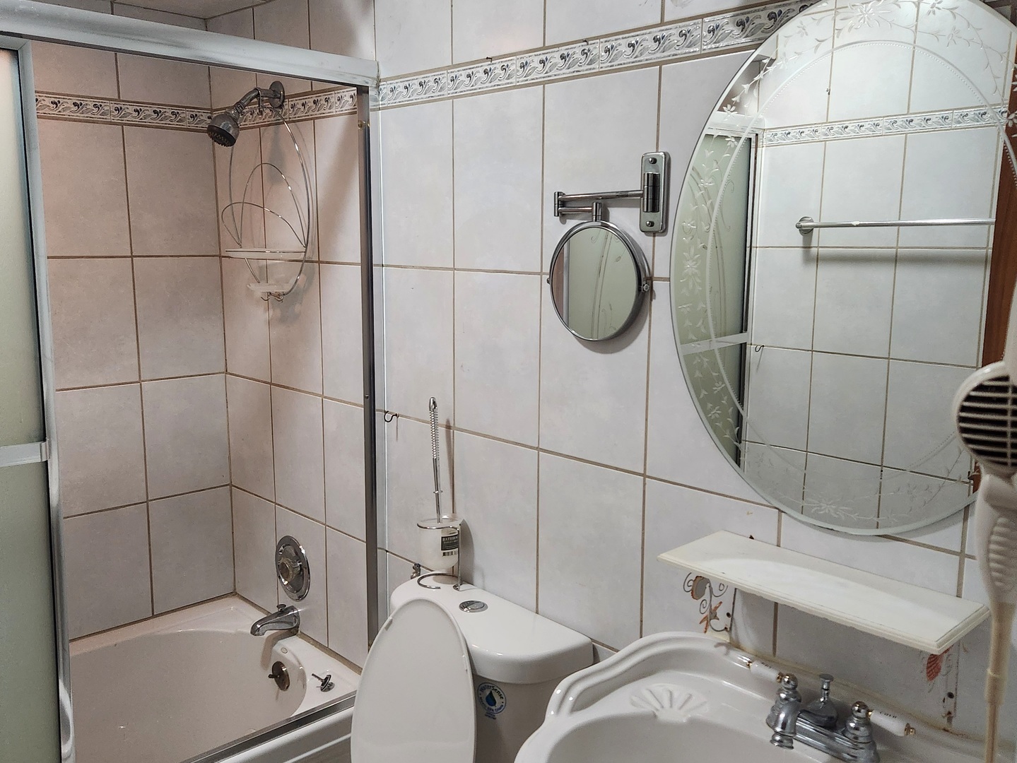 Undisclosed Address Chicago, IL 60643 - Photo 6 of 8