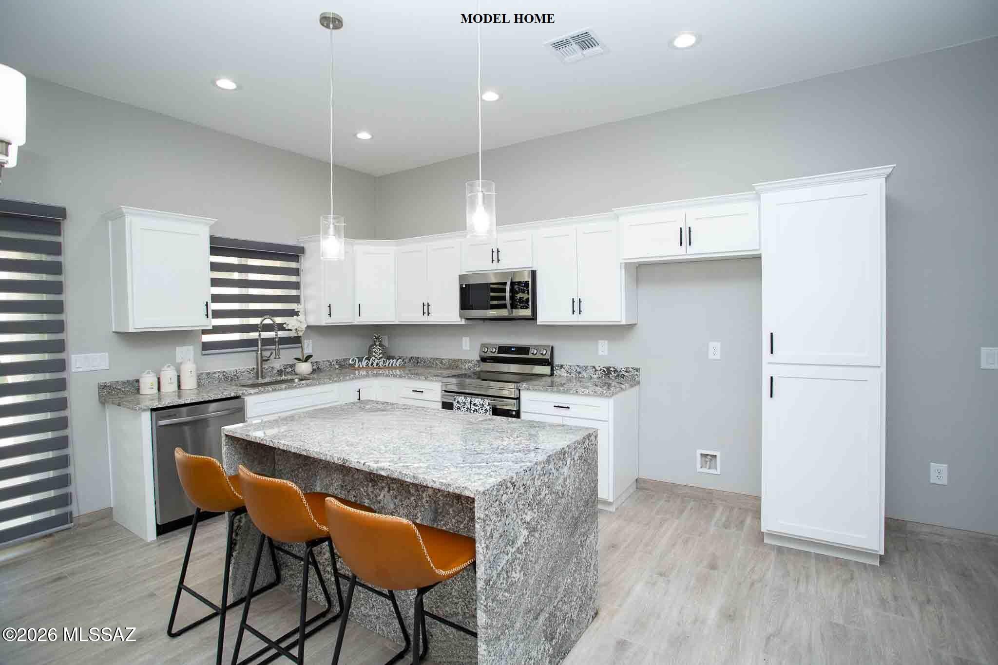 217 Tesa Court Rio Rico, AZ 85648 - Photo 4 of 20 Gallery Image 4